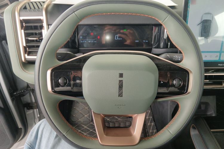 Used iCAR 03 2024 501km Two-Wheel Drive Long-Range Version Steering Wheel