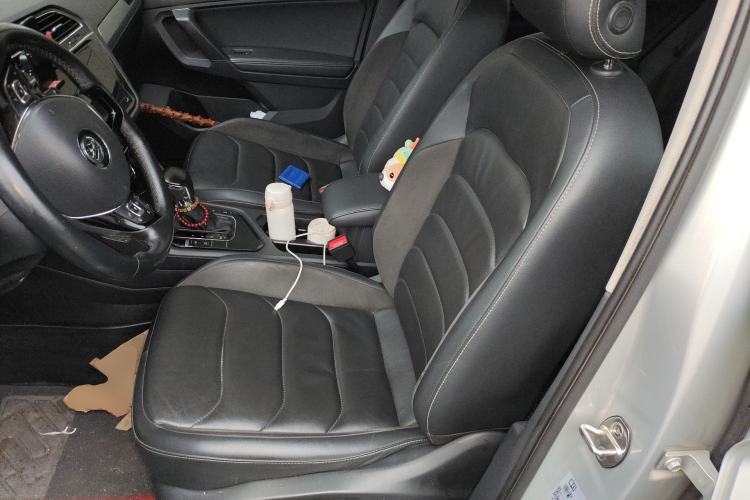 Used Volkswagen Tiguan L 2019 Revised 330TSI Automatic Two-Wheel Drive Smart & Luxury Edition China VI Standard Left Front Seat