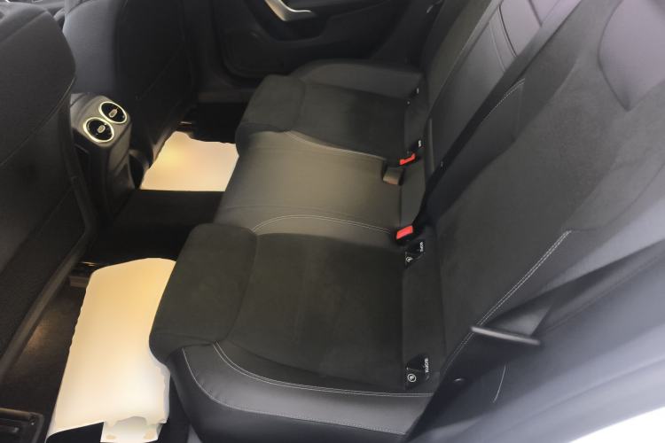 Used Mercedes-Benz A-Class 2022 Revised Version A 200 L Sport Sedan Fashionable Style