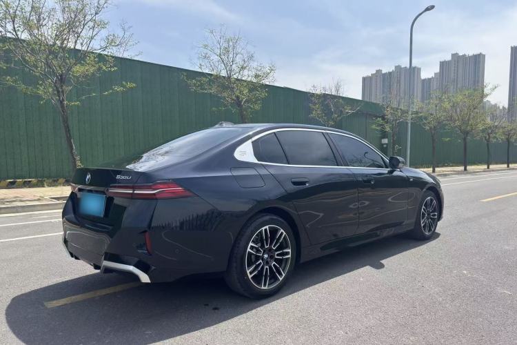 Used BMW 5 Series 2025 530Li Leading Model M Sport Package Exterior 1