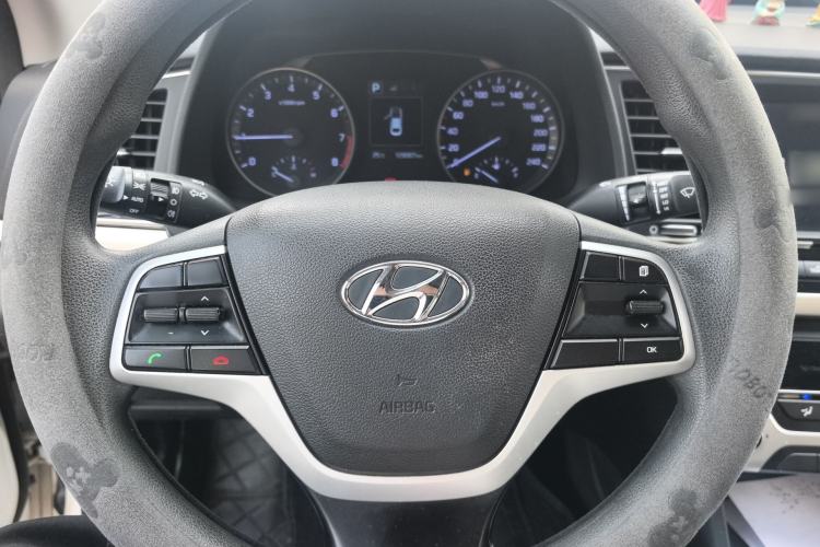 Used Hyundai Elantra (6th Generation / Lingdong) 2016 1.6L Automatic ZhiXuan – Elite Version Steering Wheel