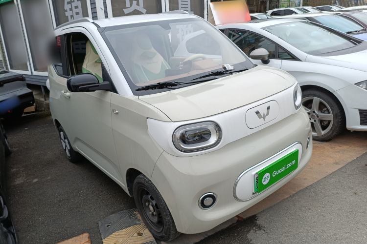 Used Wuling Hongguang MINIEV 2024 3rd Generation 215km Advanced Version
