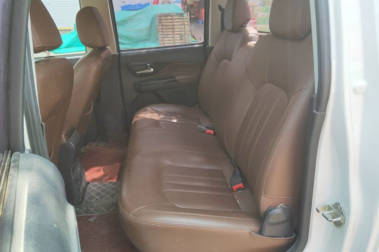 Used Great Wall Wingle 6 2017 2.0T Diesel Two-Wheel Drive Elite Version 4D20D
