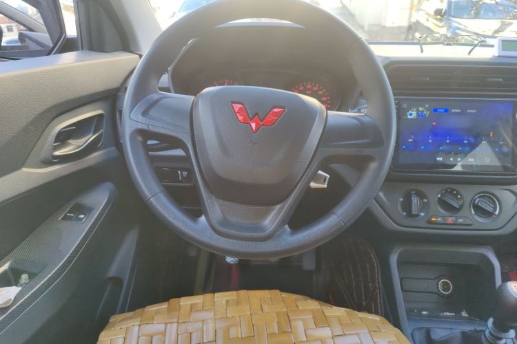 Used Wuling Hongguang 2021 1.5L Revised S Base Version with Electric Power Steering LAR
