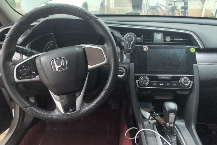 Used Honda Civic 2016 220TURBO CVT Luxury Edition