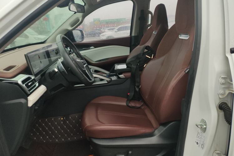 Used SAIC MAXUS Xingji 2023 Starry H 2.0T Automatic Diesel Dual-Turbo All-Wheel Drive Luxury Edition Long Wheelbase