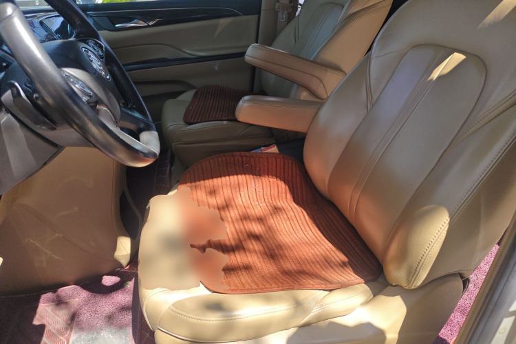 Used Buick GL8 2017 ES 28T Premium Version China V Standard Left Front Seat