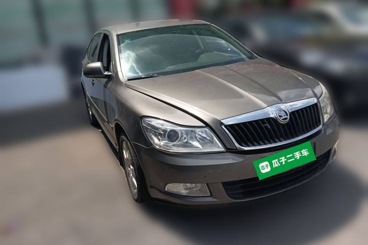 Used Skoda Octavia 2015 Classic Model 1.6L Manual Eado Version