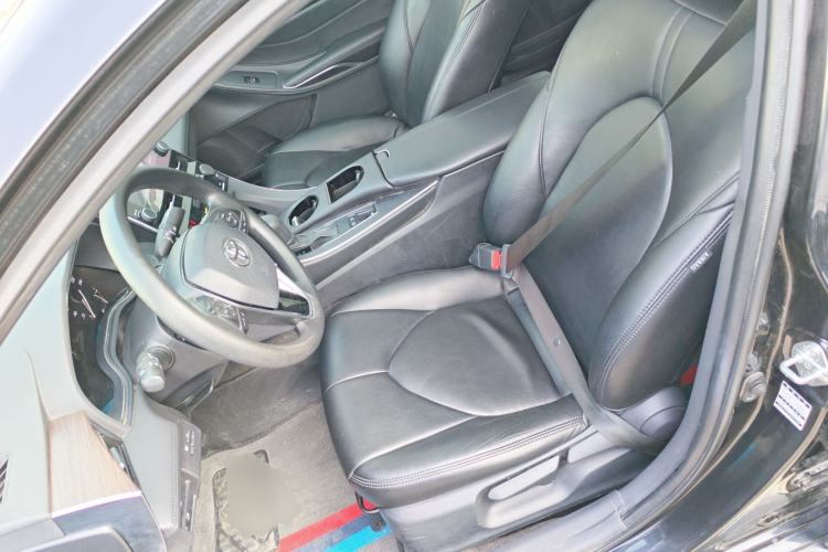 Used Toyota Avalon 2019 2.0L Ambition Edition China VI Left Front Seat
