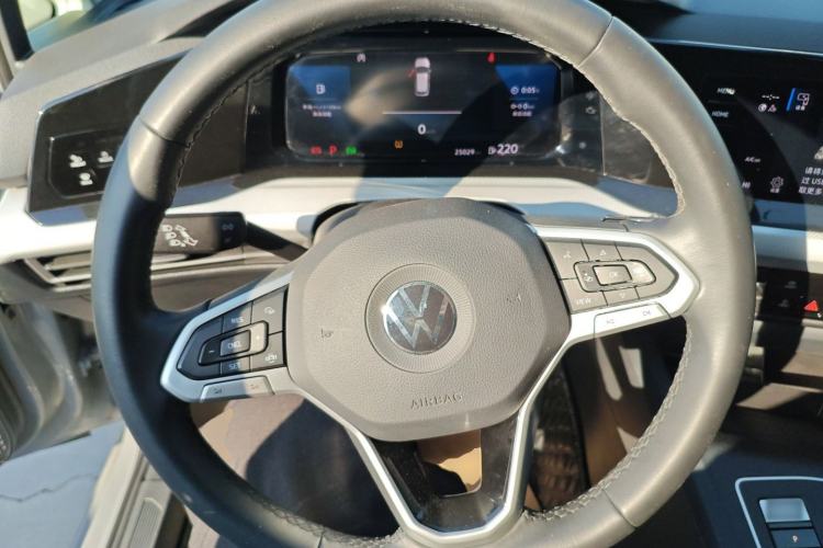 Used Volkswagen Golf 2023 280TSI DSG Pro
