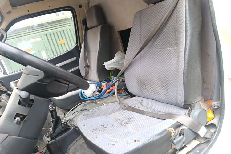 Used King Long Longyao 8 2022 Pure Electric Van Flat Roof 50.232 kWh