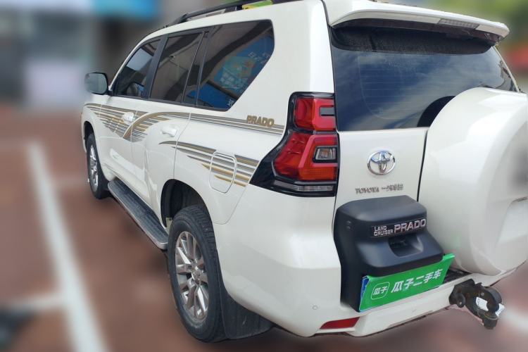 Used Toyota Prado 2018 3.5L Automatic TX-L with Rear-Mounted Spare Tire
