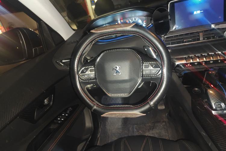 Used Peugeot 5008 2017 380THP 7-Seater Boundary-Free Edition