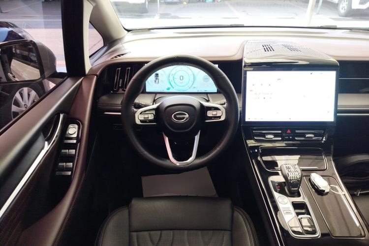 Used GAC Trumpchi M8 2024 Master Series 400T Prestige Edition
