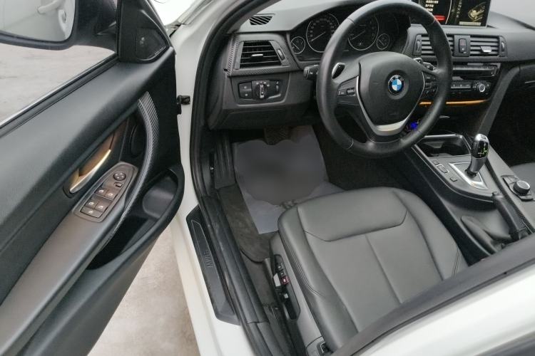 Used BMW 3 Series 2015 316Li Fashion Model