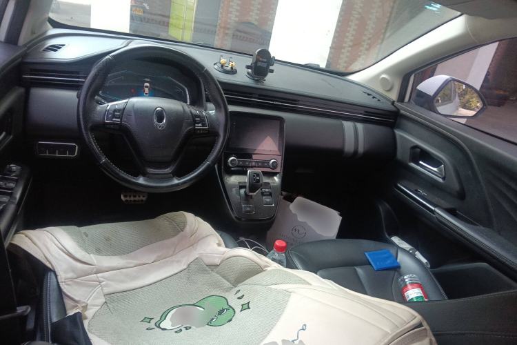 Used ORA iQ 2018 High-Range Version Smart Connectivity Model
