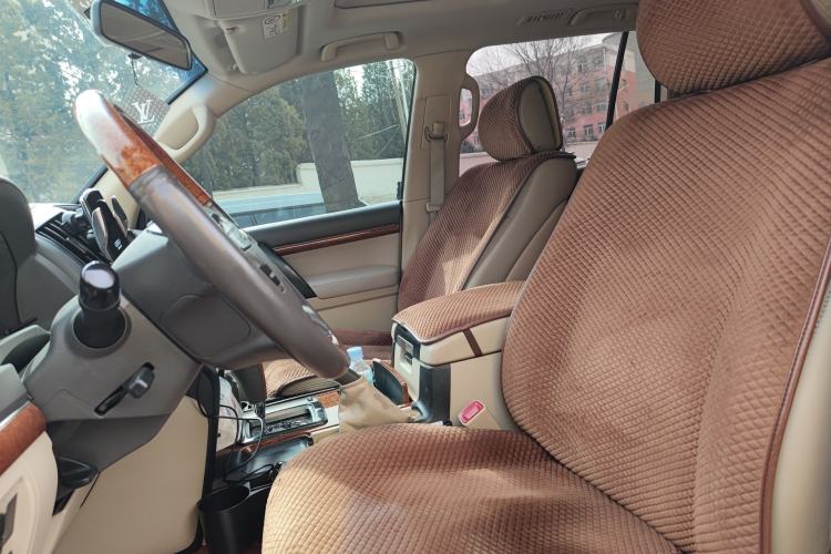 Used Toyota Land Cruiser 2015 4.0L V6 Middle East Limited Edition Left Front Seat