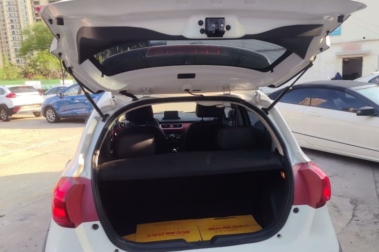 Used Haval H1 2015 1.5L AMT Luxury Model
