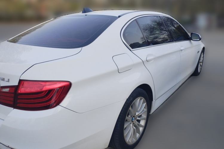 Used BMW 5 Series 2014 525Li Luxury Design Package

