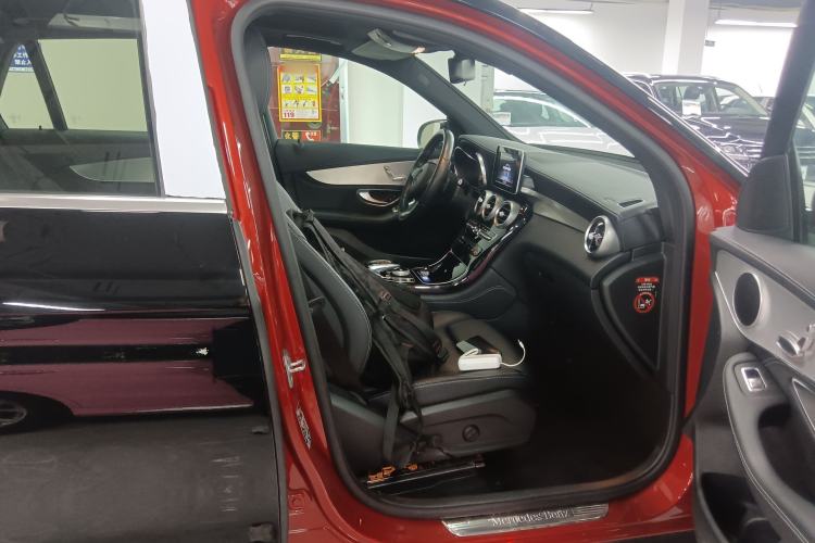 Used Mercedes-Benz GLC 2018 Facelift GLC 200 4MATIC Right Front Seat