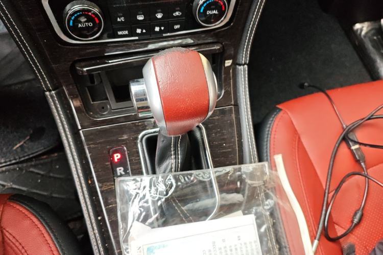 Used Zotye T600 2015 2.0T DCT Prestige Edition