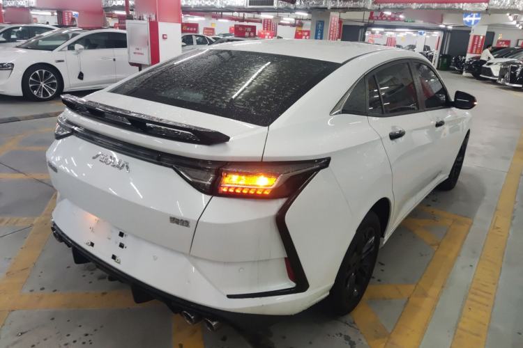 Used Dongfeng Aeolus Yixuan 2023 Mach Edition 1.5L Automatic Chasing Shadow Version
