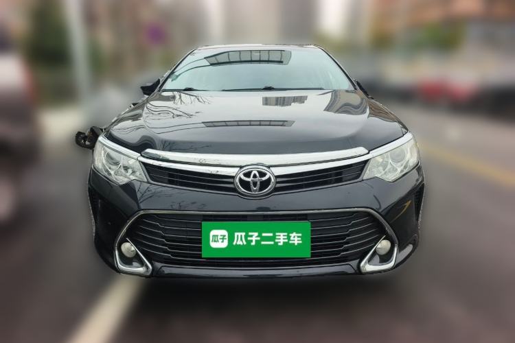 Used Toyota Camry 2016 2.0G 10th Anniversary Leading Edition
