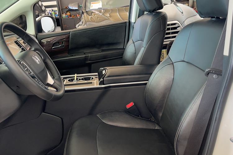 Used Honda Elysion 2016 2.4L Classic Edition
