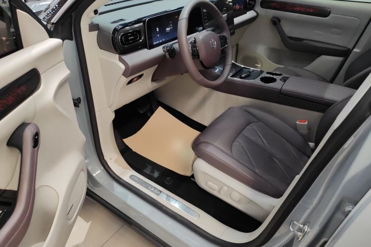 Used Leapmotor C11 2024 Range-Extended 300 Luxury Edition Driver Seat