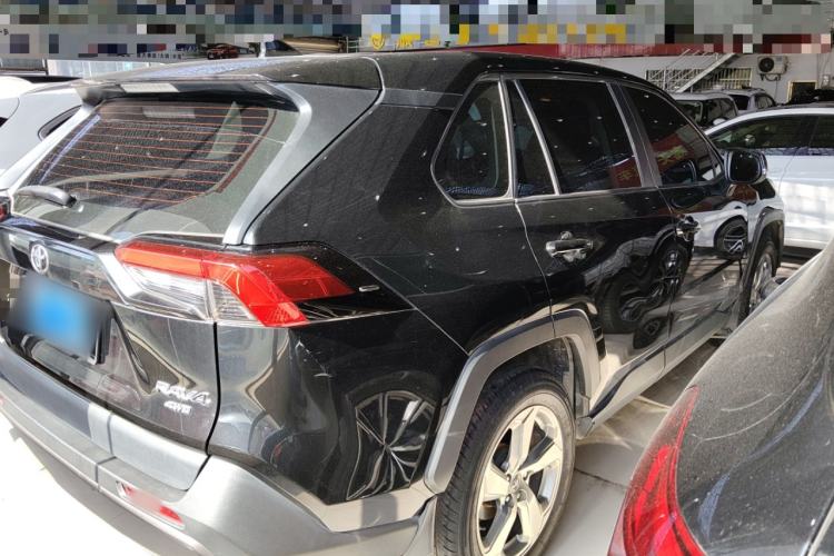 Used Toyota RAV4 2021 2.0L CVT 4x4 Trend Edition
