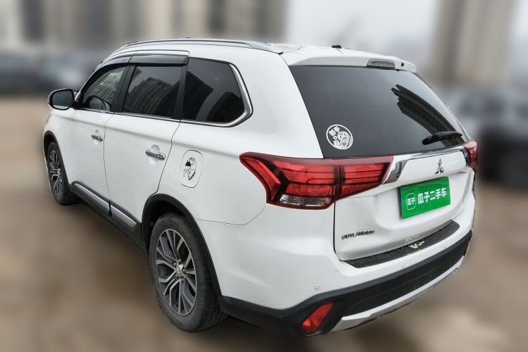 Used Mitsubishi Outlander 2016 2.4L 4x4 Elite Edition 5 Seats