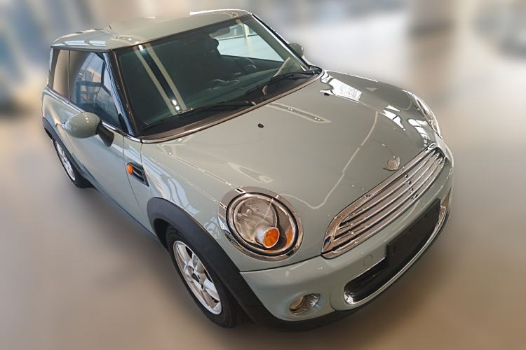 Used MINI 2012 1.6L ONE Baker Street Front Right 45 Deg