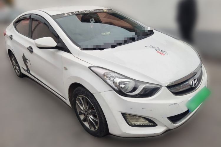 Used Hyundai Elantra (5th Generation / Langdong) 2015 1.6L Manual Fashion Edition Front Right 45 Deg