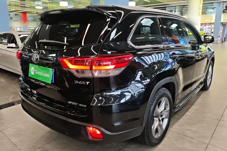 Used Toyota Highlander 2018 2.0T Four-Wheel Drive Luxury Edition 7 Seats China V Emission Standard
