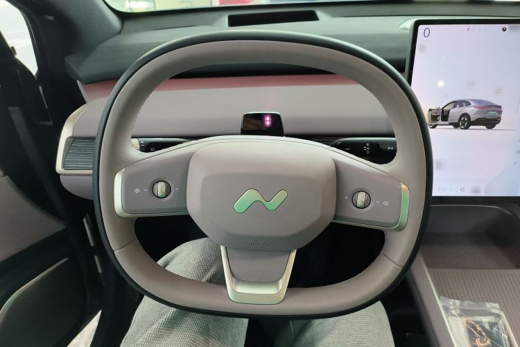 Used ONVO L60 2024 60 kWh Rear-Drive Version
