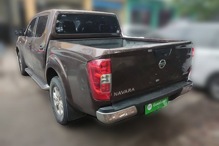 Used Nissan Navara 2017 2.5L Manual Two-Wheel Drive Standard Edition QR25
