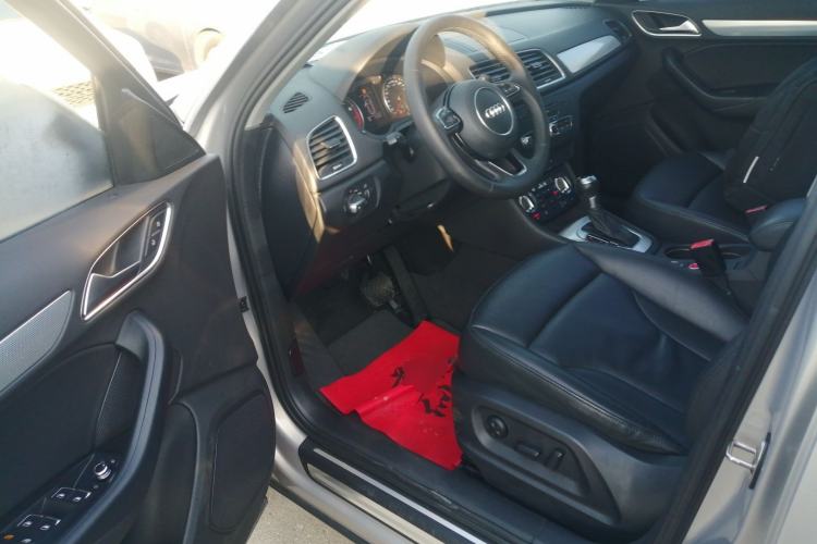 Used Audi Q3 2015 35 TFSI Millionth Anniversary Comfort Model
