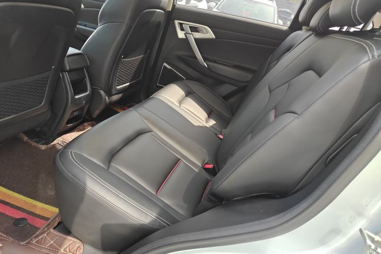 Used Geely Auto Emgrand X7 Sport 2018 1.8TD Manual Two-Wheel Drive Zhiya Model
