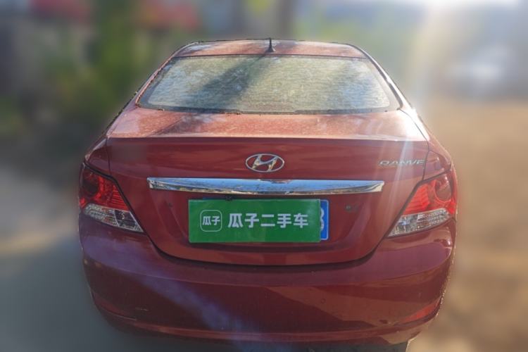 Used Hyundai Verna (older generation) 2010 Sedan 1.4L Manual Comfort GS Rear