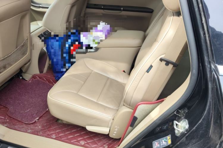 Used Mercedes-Benz R-Class 2014 R 320 4MATIC Luxury Model Left Rear Seat