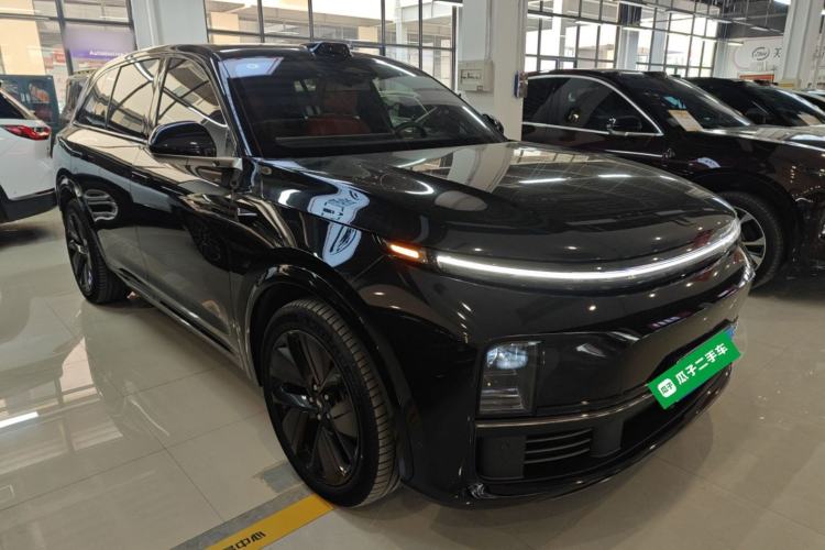 Used Li Auto L7 2023 Max model Front Right 45 Deg