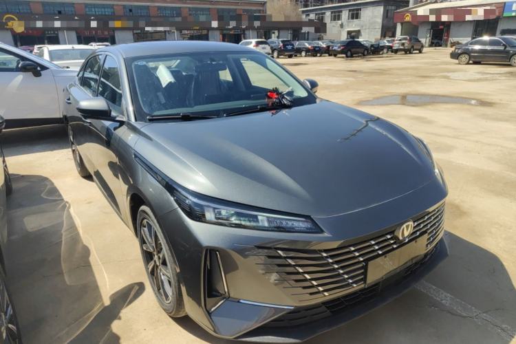 Used CHANGAN Eado 2025 Blue Whale 1.5T 500Bar Prestige Model
