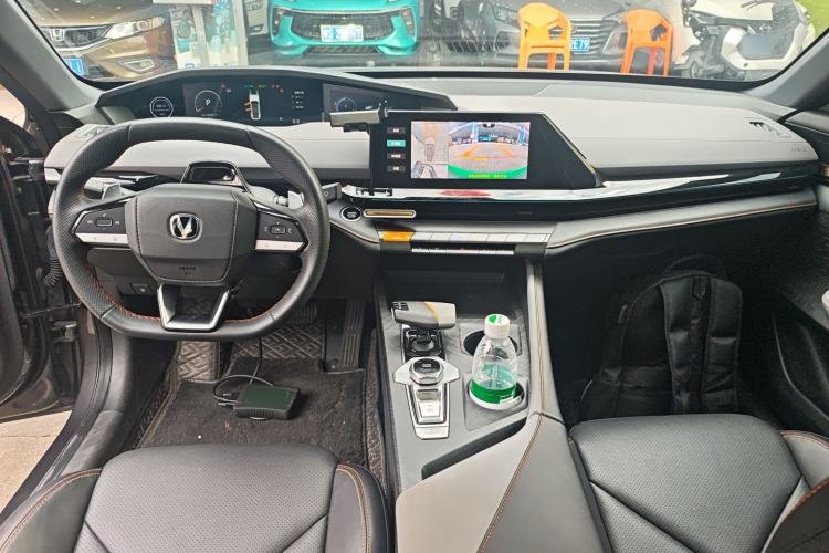 Used Changan UNI-V 2022 1.5T Prestige Version