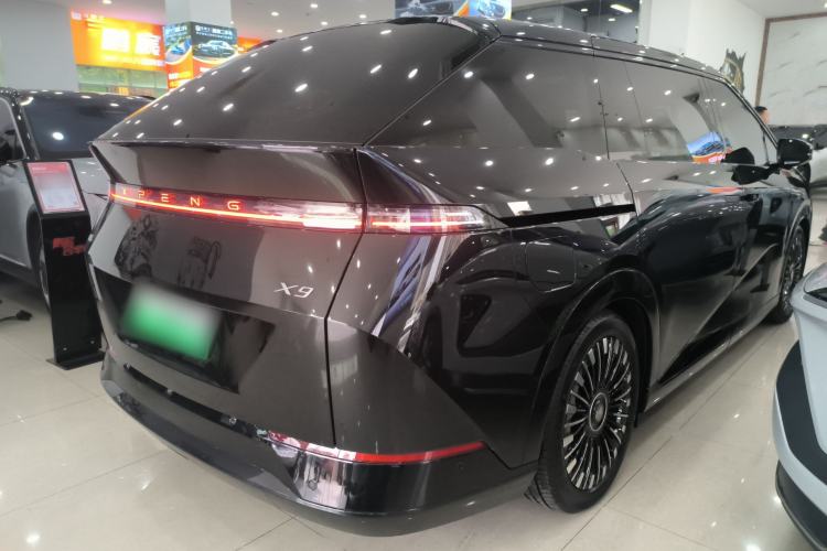 Used XPeng X9 2025 740 Ultra-Long Range Max
