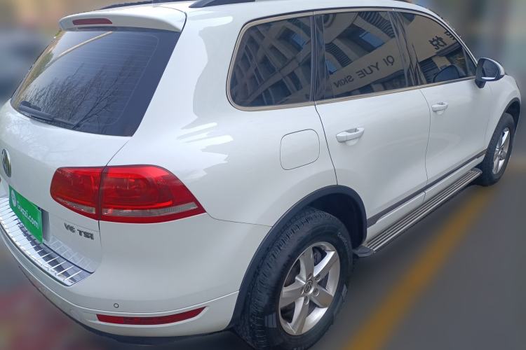 Used Volkswagen Touareg 2011 3.0 TSI Comfort Version
