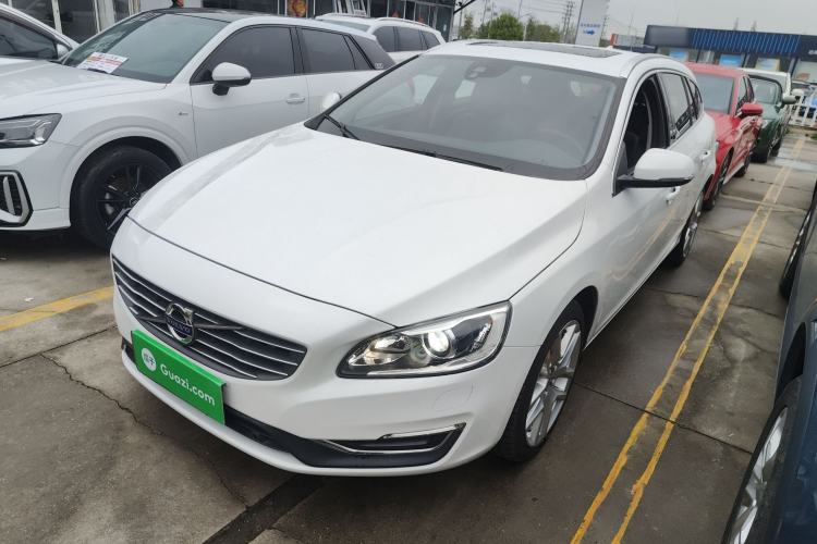 Used Volvo V60 2017 T5 Zhiyi Edition China V Standard