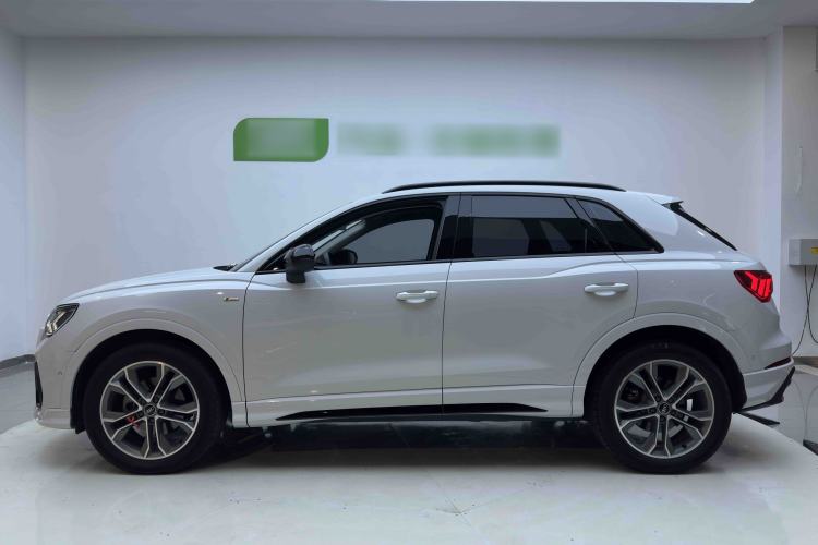 Used Audi Q3 2023 35 TFSI Fashion Dynamic Model (1.4T)