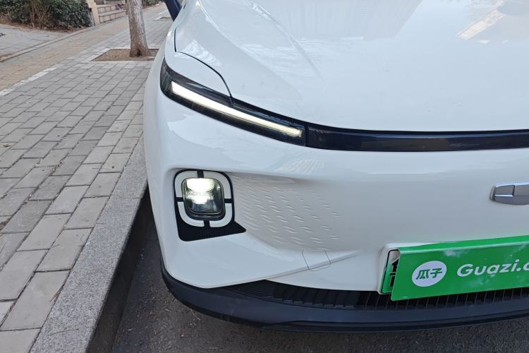 Used Geometry E Firefly 2024 301km Starlight
