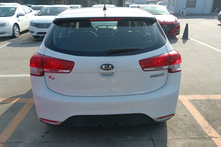 Used Kia K2 2015 Hatchback 1.4L AT GLS Cool Edition