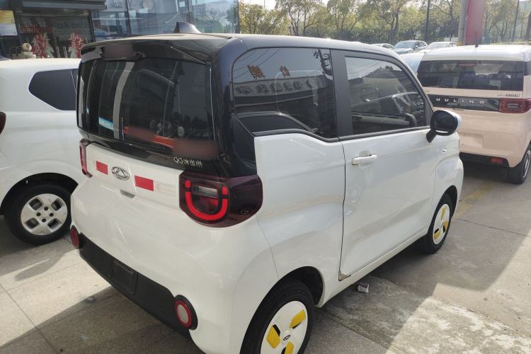 Used Chery QQ Ice Cream 2022 120km Conical Shape Lithium Iron Phosphate Rear Right 45 Deg